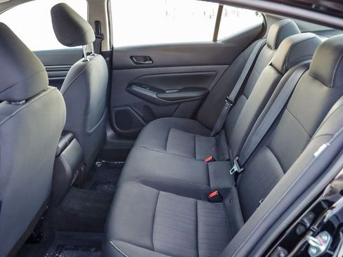 Used 2025 Nissan Altima 2.5 SV image 22