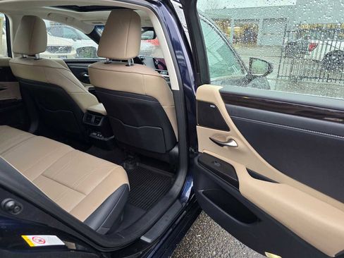Used 2019 Lexus ES 300h image 13