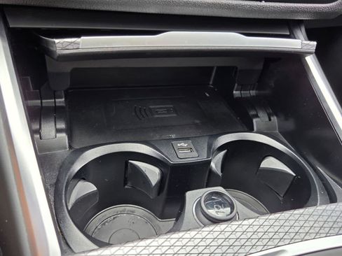 Certified 2025 BMW i4 eDrive40 w/ Premium Package RWD image 28