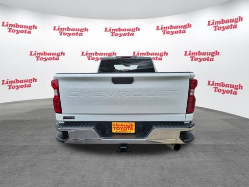 Used 2024 Chevrolet Silverado 2500 LT AWD/4WD image 23