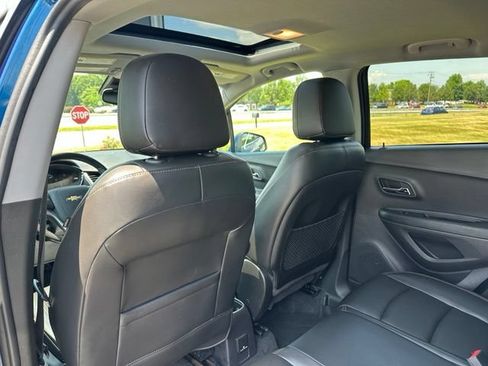 Used 2019 Chevrolet Trax Premier w/ LPO, Protection Package AWD/4WD image 17