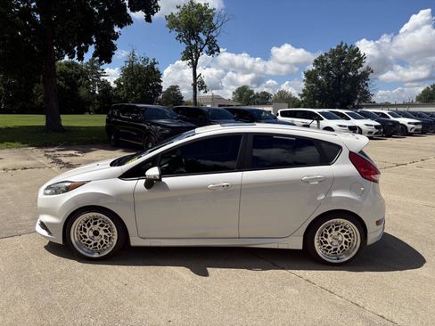 Used 2016 Ford Fiesta ST FWD image 14