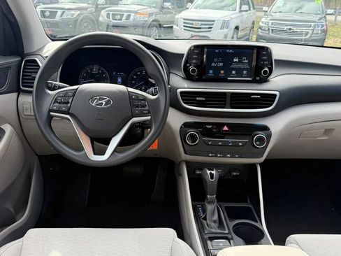 Used 2019 Hyundai Tucson SE AWD/4WD image 14