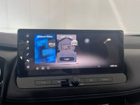 Used 2025 Nissan Rogue Platinum AWD/4WD image 67