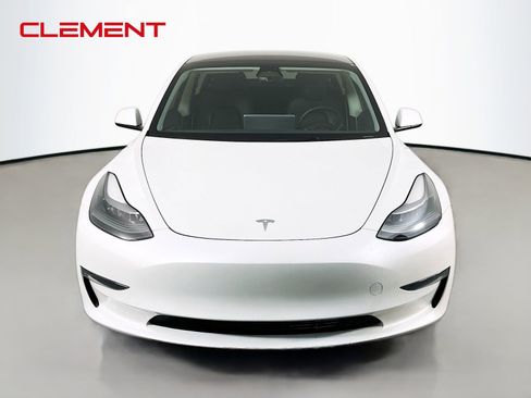 Used 2023 Tesla Model 3 Standard Range RWD image 3