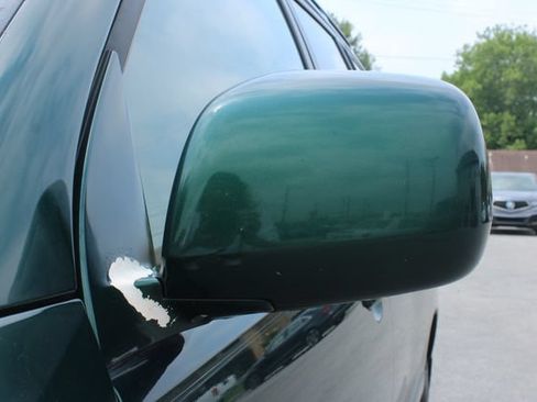 Used 2001 Toyota Highlander 2WD w/ Quick-Order Pkg image 7