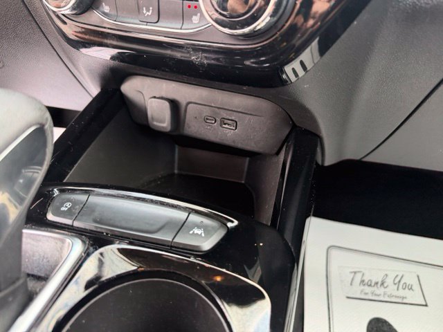 Used 2025 Chevrolet Trax ACTIV w/ Driver Confidence Package FWD image 29