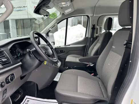 Used 2023 Ford Transit 350 XLT RWD image 2
