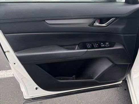 Used 2018 MAZDA CX-5 Touring image 13