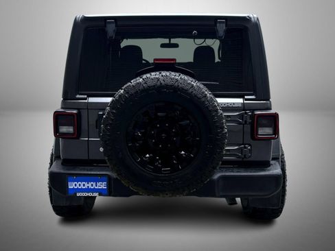 Used 2020 Jeep Wrangler Sport AWD/4WD image 6