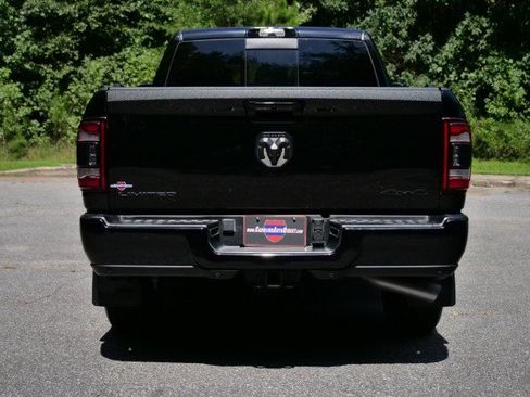 Used 2024 RAM 3500 Limited AWD/4WD image 42