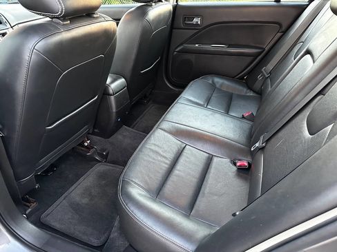 Used 2011 Ford Fusion SEL w/ 301A Rapid Spec Order Code FWD image 12