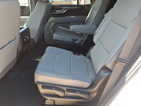 New 2026 GMC Yukon Elevation image 11