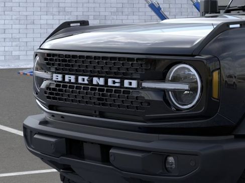 New 2026 Ford Bronco Outer Banks AWD/4WD image 19