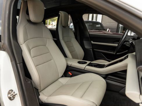 Certified 2021 Porsche Taycan RWD image 43