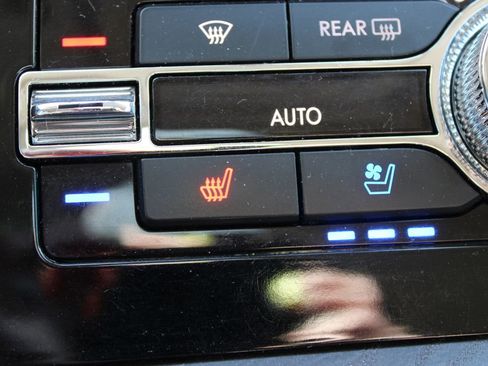 Used 2024 Lincoln Navigator L Reserve AWD/4WD image 47