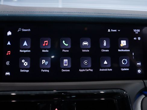 Used 2025 Porsche Panamera image 21