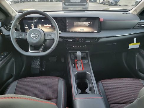 New 2026 Nissan Kicks SR FWD image 6