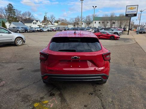 New 2026 Chevrolet Trax RS FWD image 5