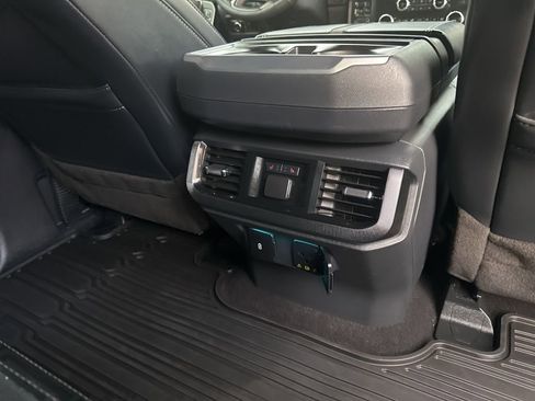 Used 2023 Ford F150 Platinum w/ Equipment Group 701A High image 17