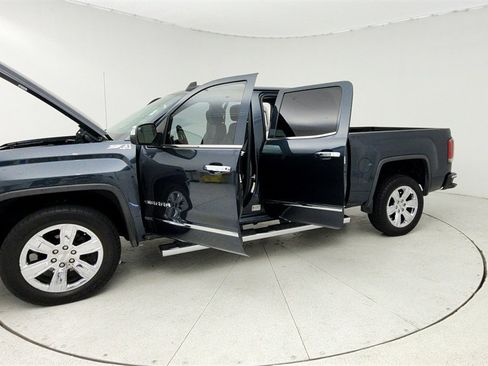 Used 2018 GMC Sierra 1500 SLT image 11