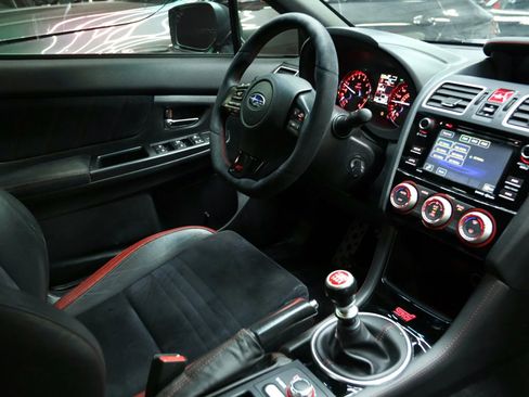 Used 2016 Subaru WRX STI image 26