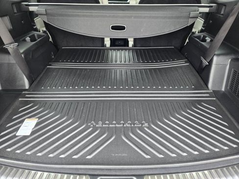 Certified 2025 Kia Telluride SX image 33