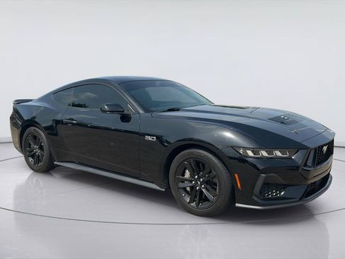 Used 2024 Ford Mustang GT RWD image 1