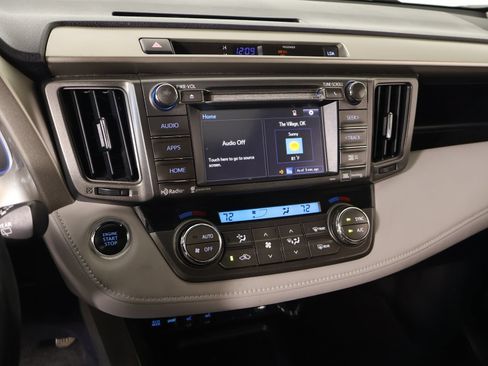 Used 2015 Toyota RAV4 Limited w/ Technology Package AWD/4WD image 5