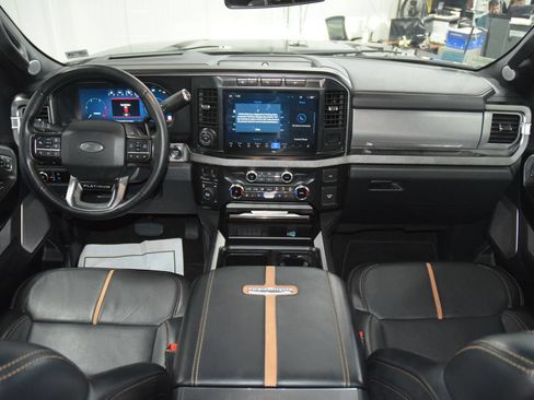 Used 2024 Ford F250 Platinum AWD/4WD image 31