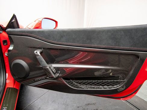 Used 2015 Ferrari 458 Speciale Coupe RWD image 49