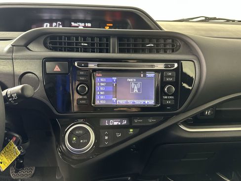 Used 2016 Toyota Prius C Two image 25