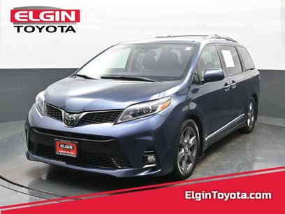 Used 2019 Toyota Sienna SE w/ SE Preferred Package