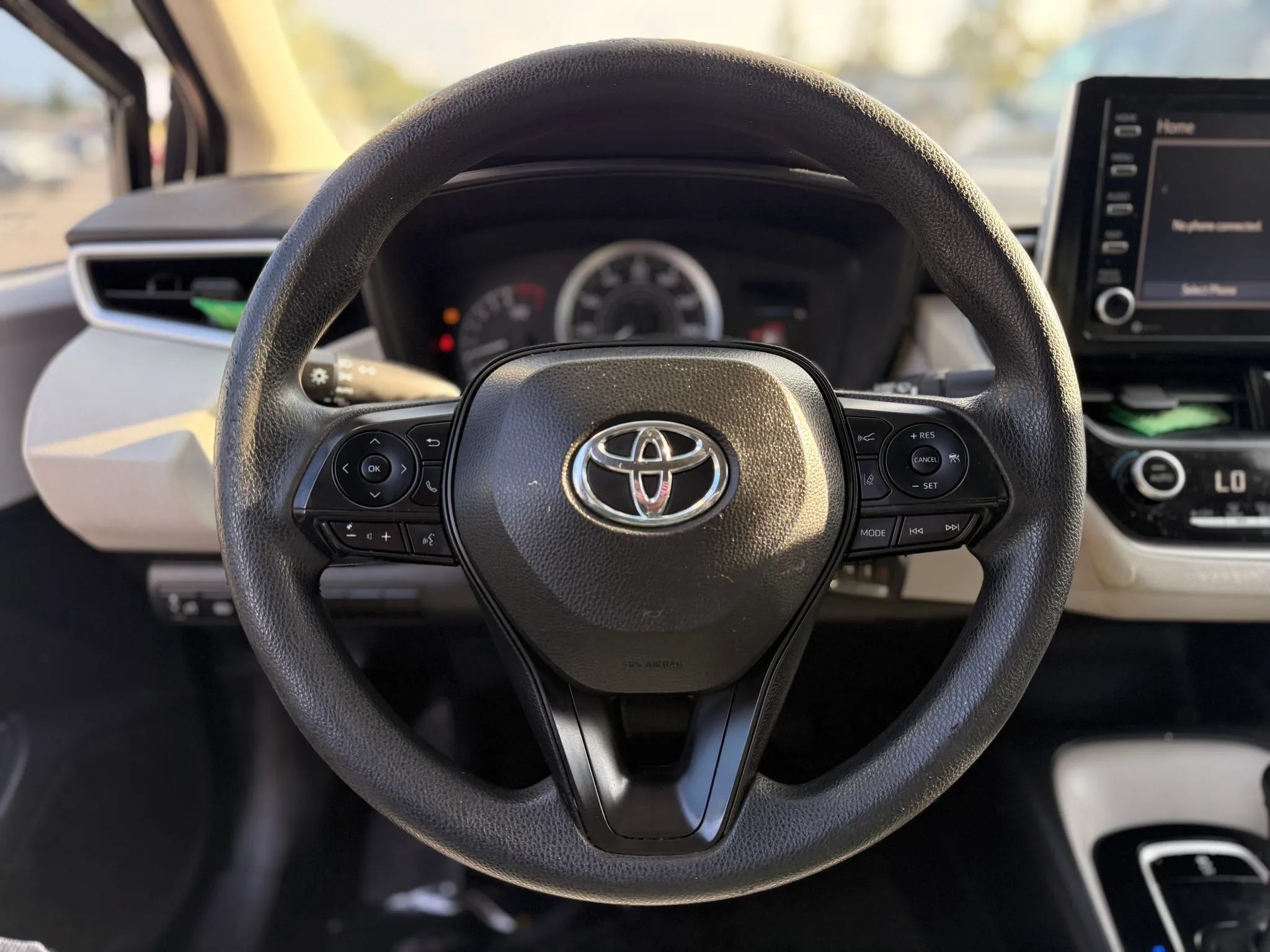 Used 2021 Toyota Corolla LE FWD image 24