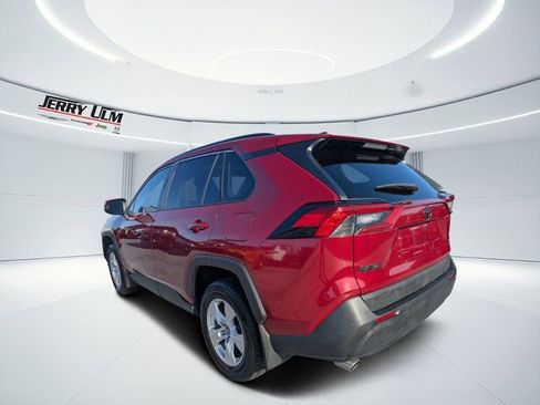 Used 2020 Toyota RAV4 XLE w/ Convenience Package AWD/4WD image 5