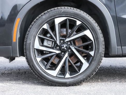 Used 2022 Mitsubishi Outlander SE image 15