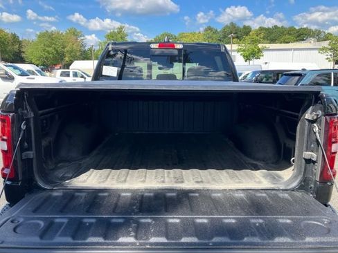 Used 2025 RAM 1500 Big Horn AWD/4WD image 18