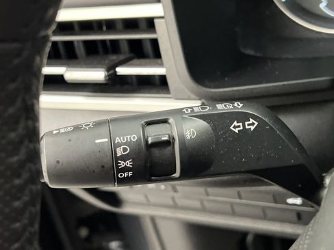 Used 2025 Mitsubishi Outlander SE AWD/4WD image 56