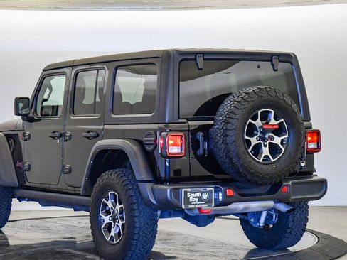 Used 2022 Jeep Wrangler Unlimited Rubicon image 2
