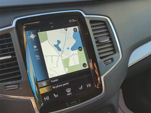 Used 2022 Volvo XC90 T5 Momentum w/ Climate Package image 14