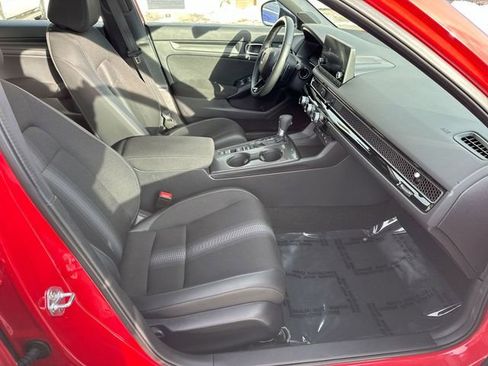 Used 2025 Honda Civic Sport image 26