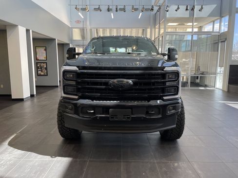 Used 2026 Ford F250 Platinum AWD/4WD image 3
