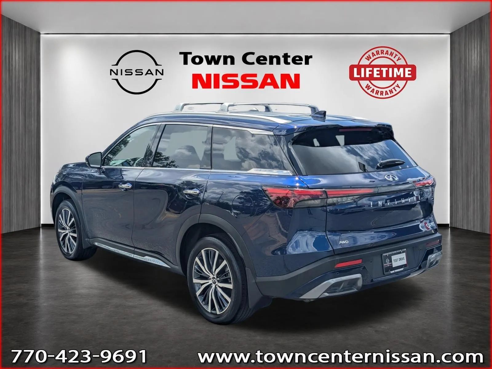 Used 2025 INFINITI QX60 Sensory AWD/4WD image 5