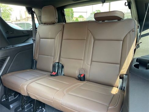 Used 2022 Chevrolet Tahoe High Country image 22