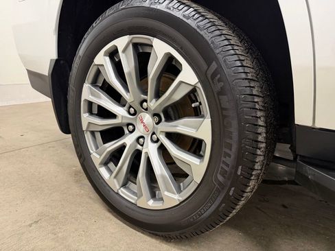 Used 2022 GMC Yukon Denali image 14