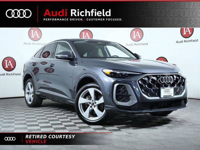 Used 2025 Audi Q5 Premium Plus w/ Premium Plus AWD/4WD image 1