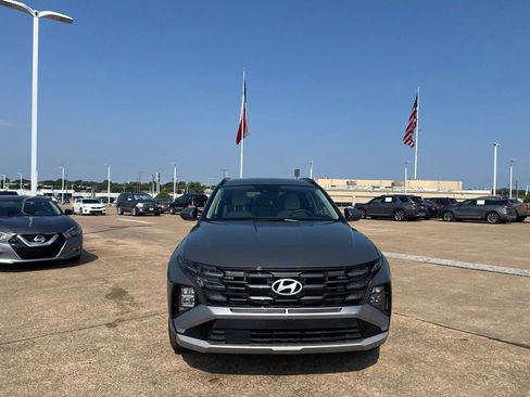 Used 2025 Hyundai Tucson SEL FWD image 4