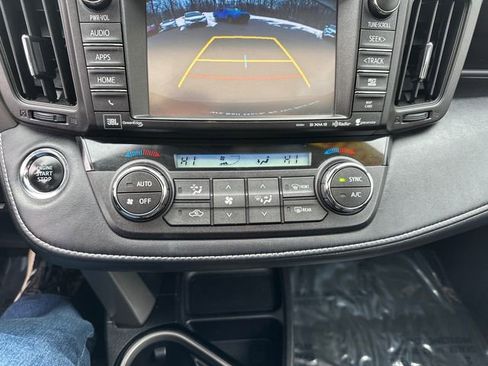 Used 2016 Toyota RAV4 Limited image 36