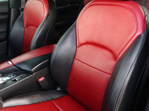 Used 2024 INFINITI QX50 Sport image 13