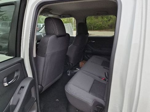 New 2026 Nissan Frontier SV w/ SV Convenience Package AWD/4WD image 14